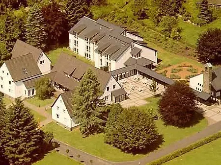 Otel Haus Bierenbach Nuembrecht